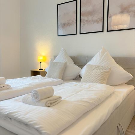 Helles City Apartment Fuer Familien & Gruppen نوي أولم المظهر الخارجي الصورة